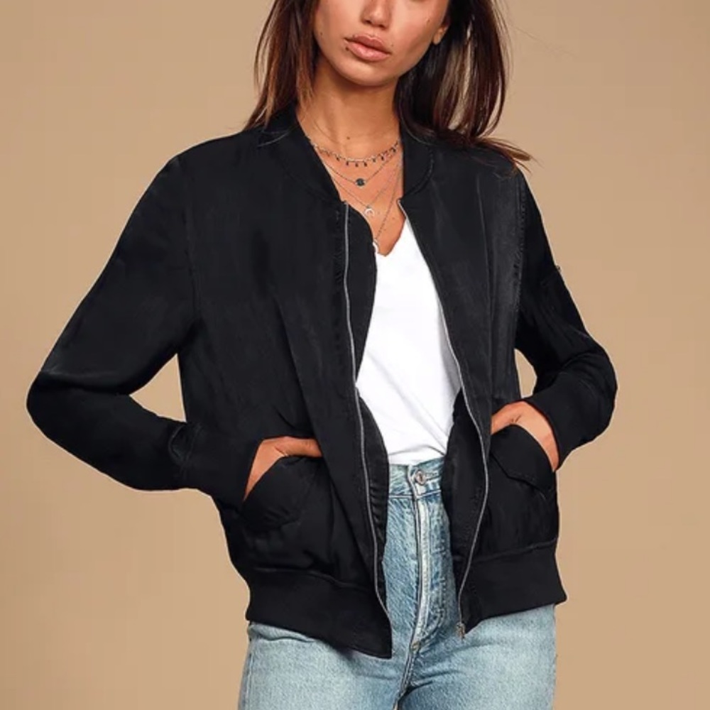 NWOT Lulu’s Tully Black Lightweight Bomber Jacket
